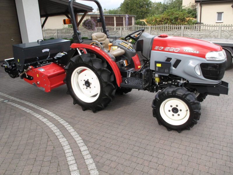 Mini Traktorek Yanmar EG220 4X4 22KM